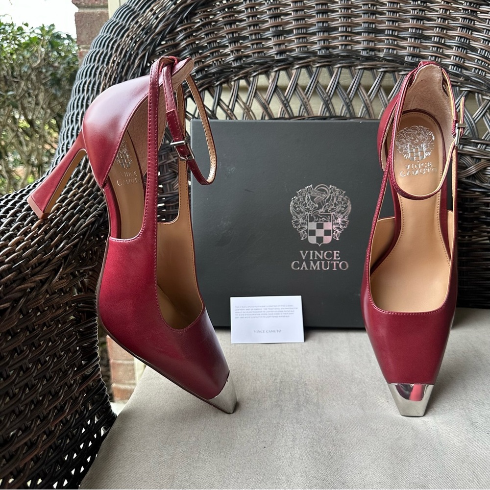 Vince Camuto Sachel Cap Toe Pump 12